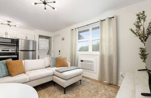 Downtown Columbus Apartment | 1BR Unit for an easy comfy stay