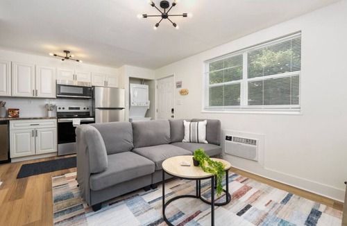 Downtown Columbus Apartment | 1BR Unit for an easy comfy stay