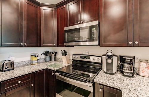 Pelican Condo | 1st Floor 2 King Bd/2ba ~ Pool, Bikes, Beach, Golf, Baby Supplies, Walk Shops