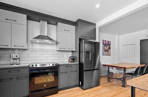 Vieux-Rosemont Condo | 2-3 bedrooms duplex on quiet street and near vibrant city life. Rosemont- Masson