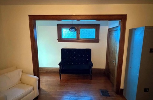 Franklin Park Apartment | 2-bedroom apartment in serene Columbus with AC for relaxing stays