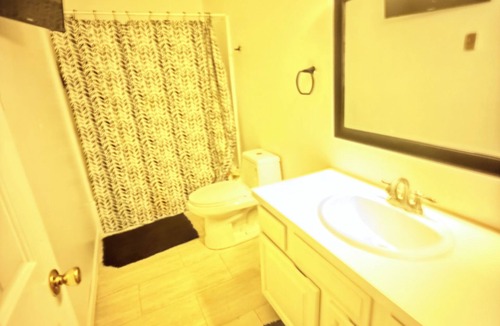 Attleboro House | 2-bedroom townhome in terrific Attleboro close to Gillette and Foxwoods