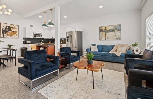 Old Seminole Heights Villa | 2 Bedroom Villa with a 1 Bedroom Guesthouse Bungalow on the Hillsborough River