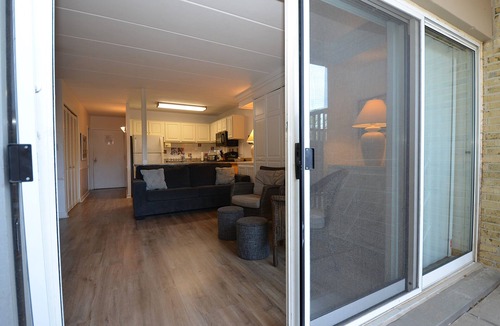 Rehoboth Beach Condo | 2 Bedrooms & 1 Bath in Rehoboth Beach, DE Ocean Block