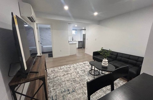 North Beacon Hill House | 2 bedrooms near Downtown, Airport, Stadiums, light rail, train