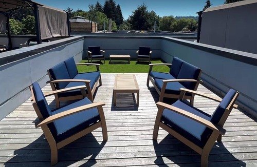 South Park House | 2 KING BDRM Modern & Spacious Townhouse Mins to DT Seattle & Airport