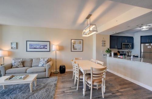 North Myrtle Beach House | 2 Mi to Ocean: Waterfront Resort Condo in NMB!