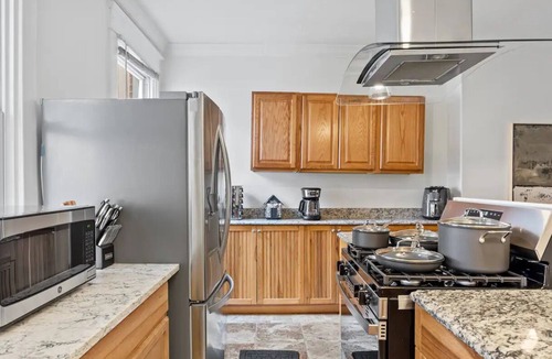 Old Town Alexandria House | 2 Mins from Metro - A Vibrant Old Town Xcape