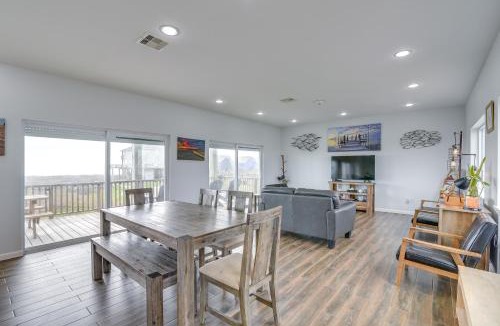 Freeport House | 2 Oceanfront Homes w/Surfside Beach Access!