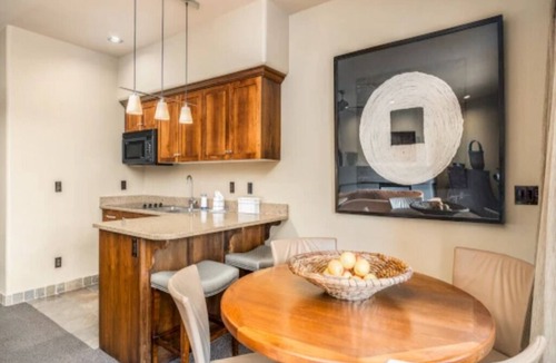 Ivins Villa | 2 Relaxing Desert Oasis Rooms Perfect for Weekend Escapes Near Golf & Trails