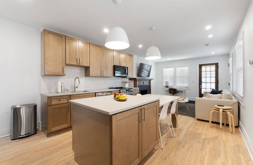 Grandview Heights House | 2025 Fully Renovated 3BD/1.5BA Duplex in Walkable Grandview