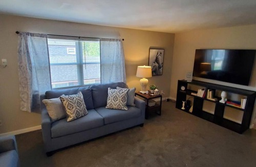 Franklin House | 219 Maxwell St Unit B Such a great place to work and stay