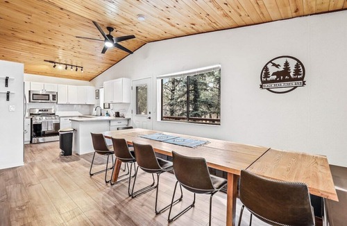 Munds Park Cabin | 25% Off Serene Cabin-Sauna-Game Room
