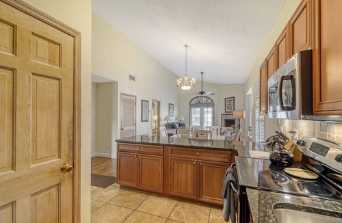 Whitney Beach Cottage | 2BR Cottage Bayside Time for Relaxation