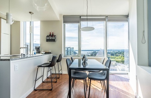 West Bellevue Apartment | 2BR | Gym, Pool | Bellevue | Sophari Towers M