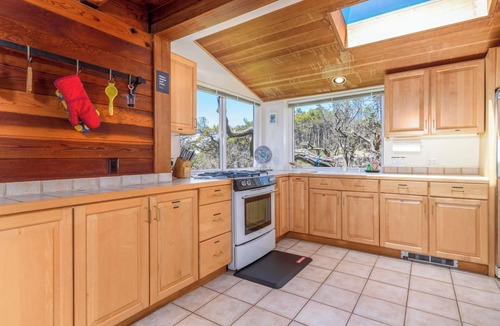 Gualala House | 2BR with Loft | Spectacular Oceanview & Hot Tub