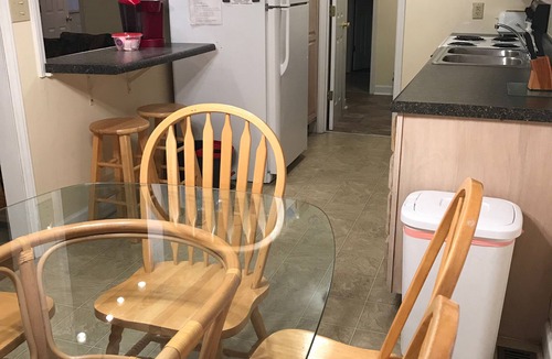 Surfside Beach Cottage | 3 Bedrm, 2 Bath, sleeps 7 -Ocean Lakes Campground-WIFI- Dog Friendly - Golf cart