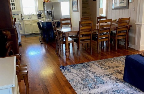 Ocean Isle Beach Cottage | 3 Bedroom/2 Bath , Beautiful Cottage W/Dock and Quick Walk to Beach/Dining