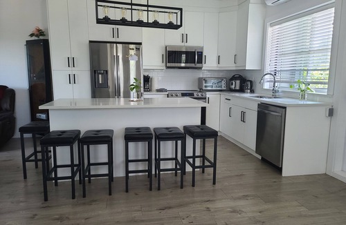 Chilliwack Proper Village West House | 3 Bedroom. New, Modern & Cozy Townhouse – Perfect for Family Getaways!