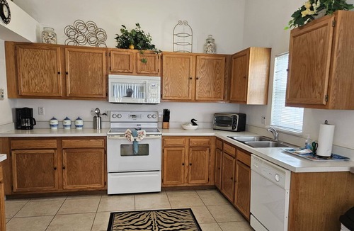 Clear Creek Villa | 3-bedroom villa nr Disney Four Corners/South Facing Pool/Family Friendly/Private