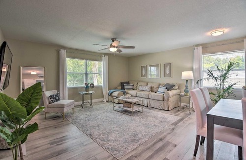 Indian Beach Sapphire Shores Apartment | 3 Blocks to the Coast! Cozy Sarasota Retreat