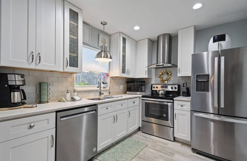 Indian Beach Sapphire Shores House | 3 BR Retreat in Historic Sarasota w/private pool