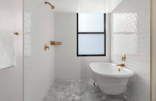 Downtown Seattle Hotel | 3 Elegant King Rooms at Seattle’s Award-Winning Boutique Hotel