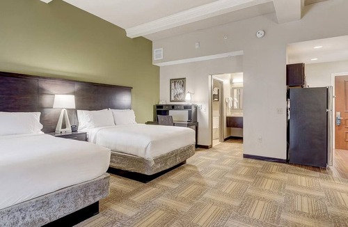 Downtown Baltimore Hotel | 3 Pet-Friendly Suites at Historic Location Near Power Plant Live!