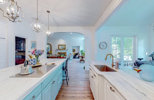 Annapolis House | 3-story, dog-friendly home near beaches with home theatre, grill & gaming tables