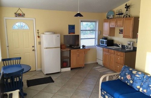 Bradenton Beach Cottage | 3 Waterfront Cottages- 4 units - Rent 1 or all 4 - Dock - 1 Block to Beach
