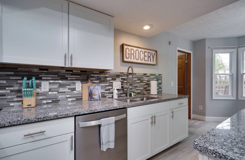 Centerville House | 30 day min-Remodeled-Washington Twshp