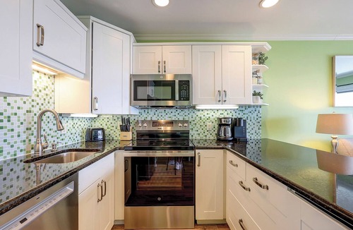 North Forest Beach Condo | 313 Breakers- 3rd Floor Oceanfront & Fully Renovated