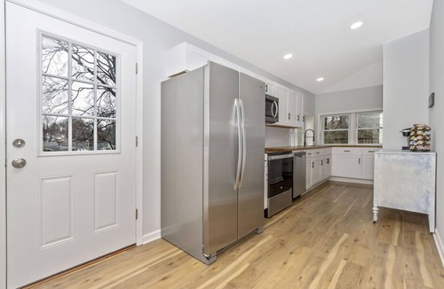 Lansdowne House | 332/338 judysplaces in Lansdowne, 2 houses combo