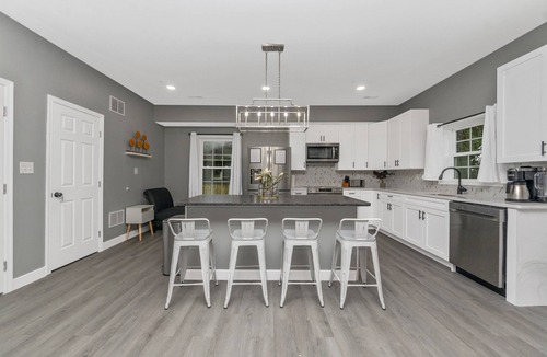 Lansdowne House | 332/338 judysplaces in Lansdowne, 2 houses combo