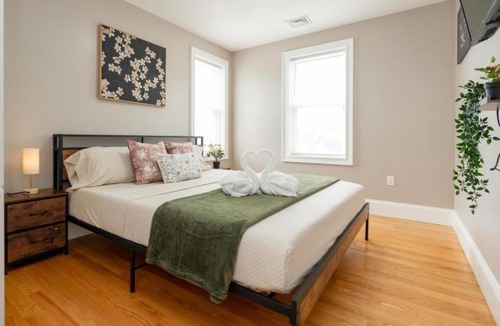 Codman Square Apartment | 3BR Boston Hideaway - Pet-Friendly - Steps to Franklin Park & Red Line 558-3