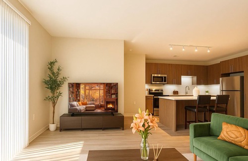 Fairfax Apartment | 3BR Fairfax Apartment with Saltwater Pool