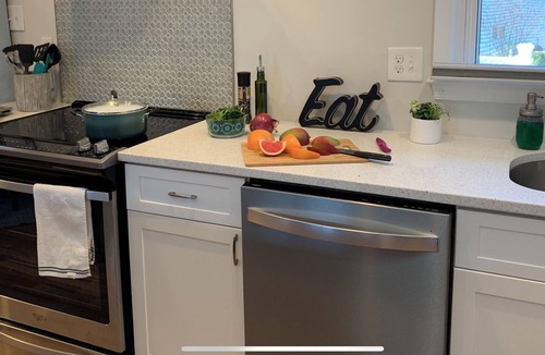 Fort Hunt House | 4 bdrm, entire house - great neighborhood - south Alexandria
