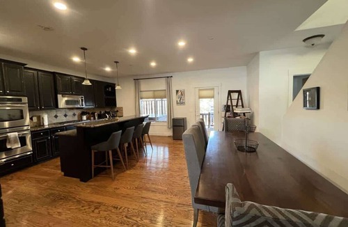 Bear Hollow Village House | 4 Bedroom 3 Bathroom, Hot Tub Minutes from Slopes