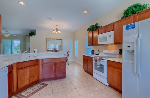 West Haven Villa | 4-Bedroom Villa with Private Pool & Spa - near Disney & ChamionsGate