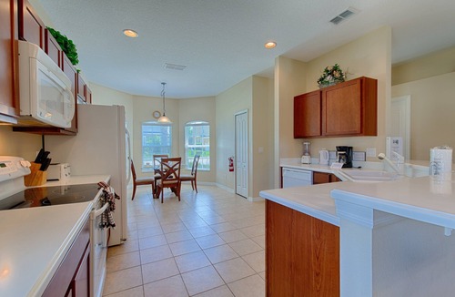 West Haven Villa | 4-Bedroom Villa with Private Pool & Spa - near Disney & ChamionsGate