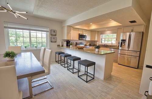 Englewood South Villa | 4 Min to Beach Spacious 3BR Home 4 Beds Private Gym Large Backyard