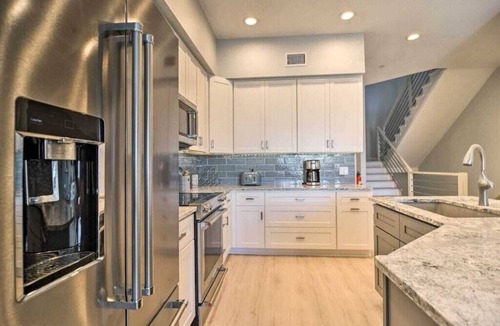 Clearwater Beach Villa | 4 min Walk to Beach, Pool, Private Roof Deck, Ping Pong