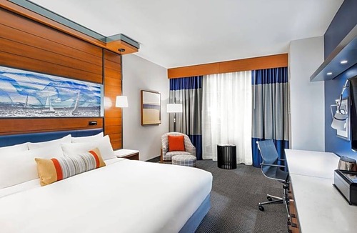 Moss Bay Hotel | 4-Star Hotel ∙ The Heathman Hotel Kirkland