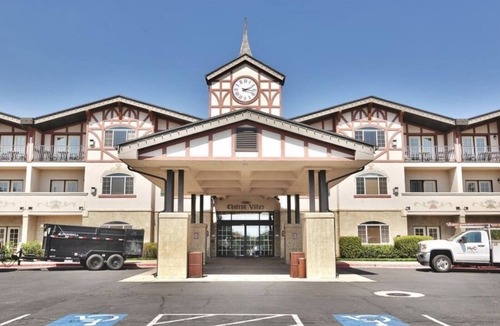 Zermatt Villa | 4-Star Zermatt Resort King Villa with Full Kitchen-Only 15 Mins to Park City!