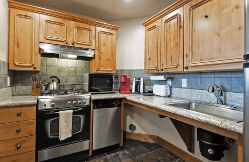 Zermatt Villa | 4-Star Zermatt Resort 2B2B Villa Only Min's to Park City, Deer Valley & Sundance