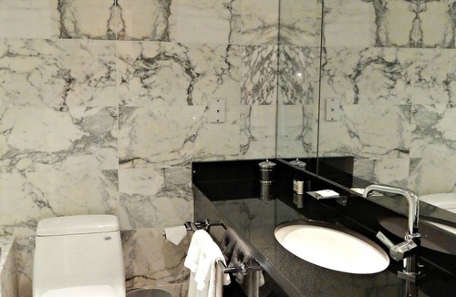 Kalorama Heights Hotel | 4 Superior Rooms Perfect for Group Stay | 2.9 Miles from National Gallery of Art