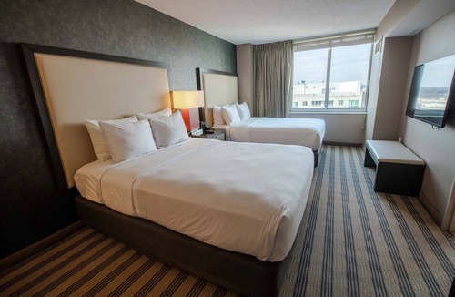 West End Apartment | 4 Units | Amazing Washington Getaway Near Iconic Landmarks | Family Stay