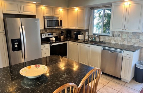 Siesta Key Villa | 40 Standard Plus - Beachful Bliss