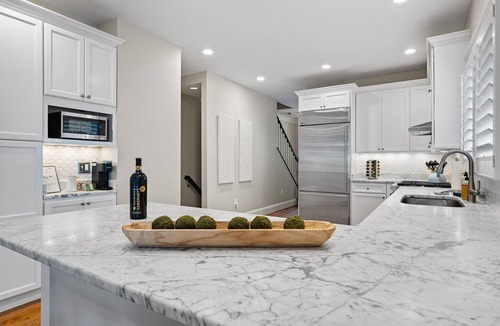 Old Town Alexandria House | 402 House in Heart Historic Old Town, Walk to King St, Water, Shops, Metro & DMV