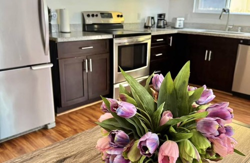 West Queen Anne House | 4BR/4BA Queen Anne Retreat & Easy Port Access!